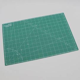 Tapis de découpe, A1, 90 x 60 cm, auto-guérison, avec grille, vert/noir 
