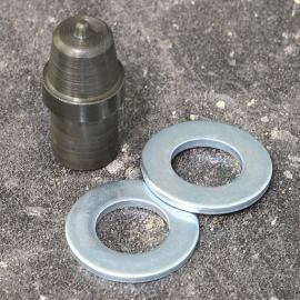 Outil à riveter, poinçon inférieur, pour poinçons inférieurs de rivets creux doubles avec tête de 7,5 mm de diamètre 