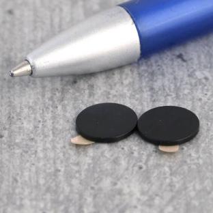 Aimants néodymes en forme de disque, adhésif, noir 10 mm x 1 mm, N35 