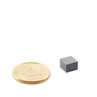 Aimants carrés en ferrite, Y35 7 x 7 mm | 5 mm