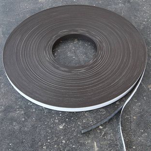 Bande magnétique adhésive 10 mm | Colle standard  | 1.5 mm | 30 m
