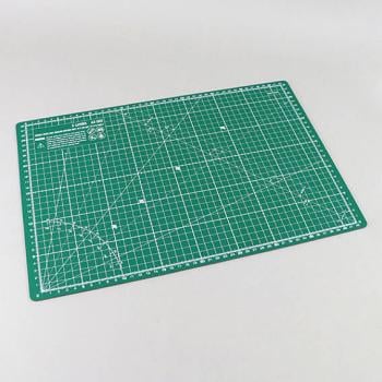 Tapis de découpe A3, 450 x 300 mm, auto-guérison, avec grille, vert/noir 