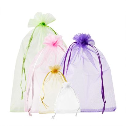 Sachets en organza avec fermeture à bande de satin 