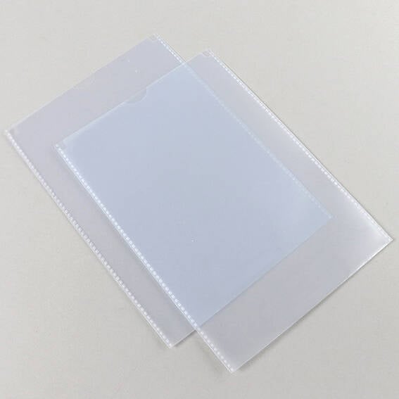 Pochette plastique non-perforée, 148 x 210 mm, ouverture petit côté,  transparent